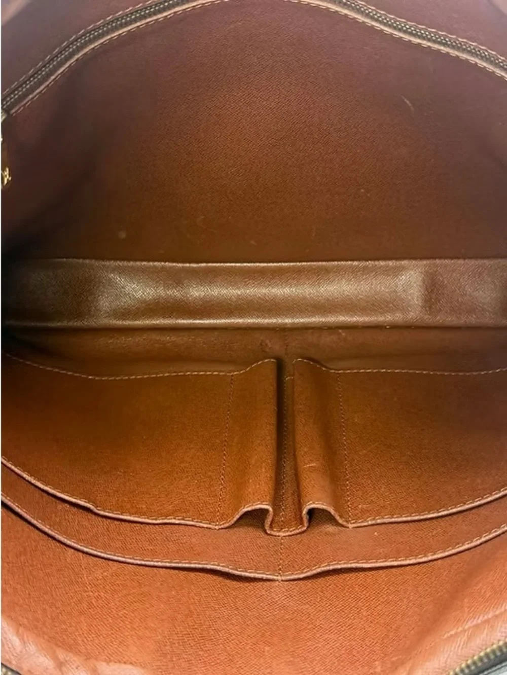 Louis Vuitton porte documents